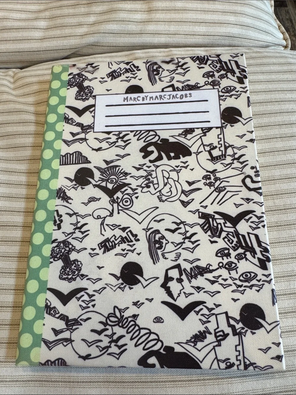 Marc by Marc Jacobs hard cover notebook style iPad table case